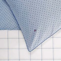 Großhandel ? Tommy Hilfiger Soft Denim Kopfkissen-Bezug - 40x80 Cm - Denim ? 5 Großhandel ? Tommy Hilfiger Soft Denim Kopfkissen-Bezug - 40x80 Cm - Denim ? -Lexington Shop unnamed file 858